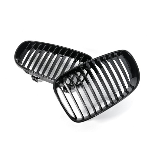 4406232B-1.jpg BMW E82 E87 LCI Shiny Black Front Grille