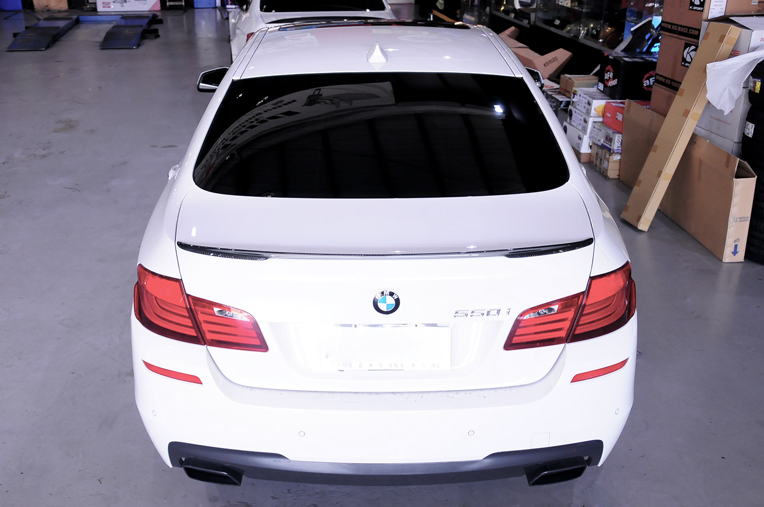 For BMW F10 Performance 尾翼 (FRP+碳纖維)